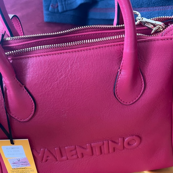 Brand new Valentino handbag! With tags - Picture 5 of 9